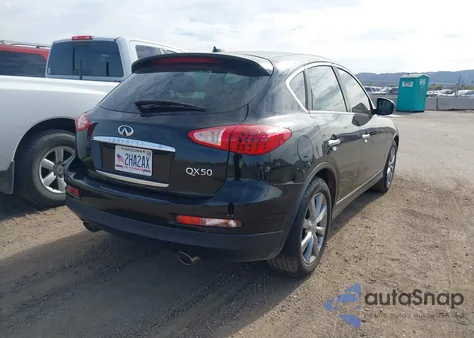 2015 Infiniti Qx50 z USA, uszkodzony, nr VIN JN1BJ0HPXFM730316